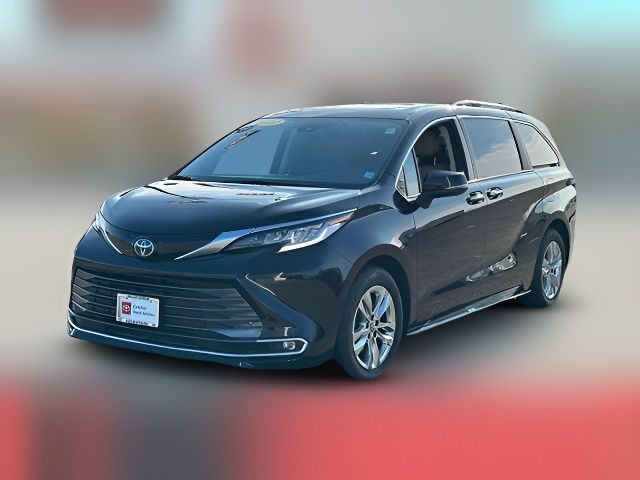 2022 Toyota Sienna Limited