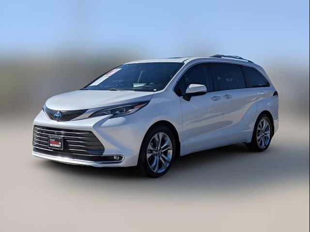 2022 Toyota Sienna Platinum