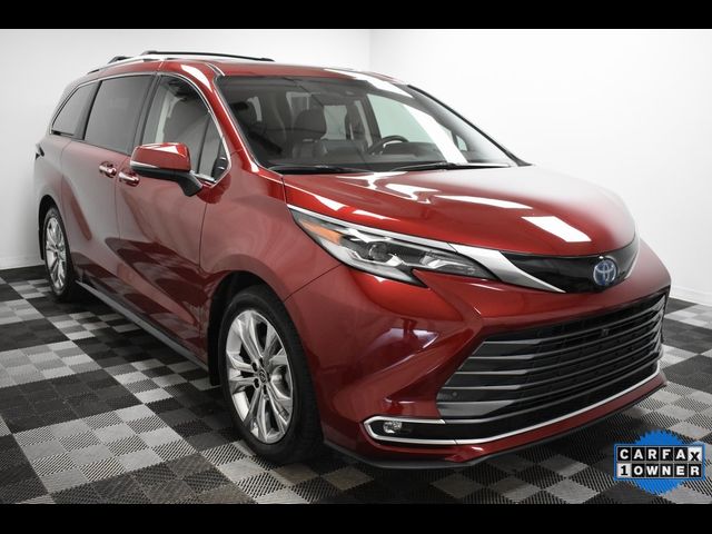 2022 Toyota Sienna Platinum