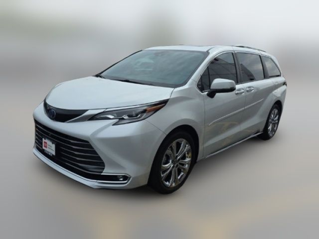 2022 Toyota Sienna Platinum