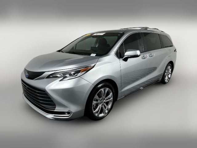 2022 Toyota Sienna Platinum