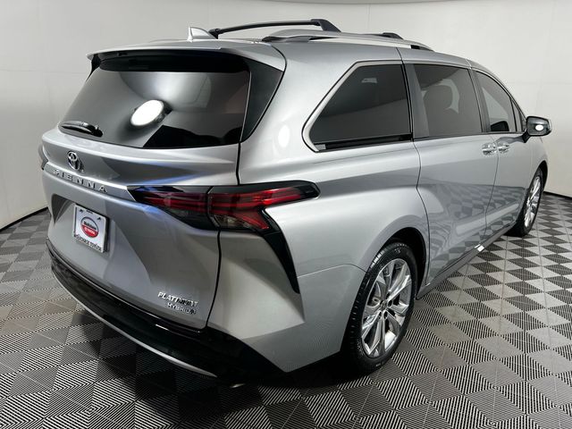 2022 Toyota Sienna Platinum