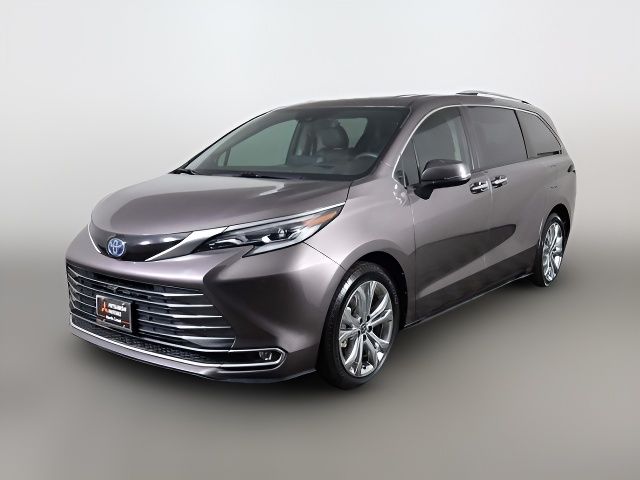 2022 Toyota Sienna Platinum