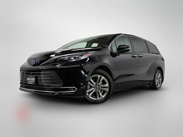 2022 Toyota Sienna Platinum