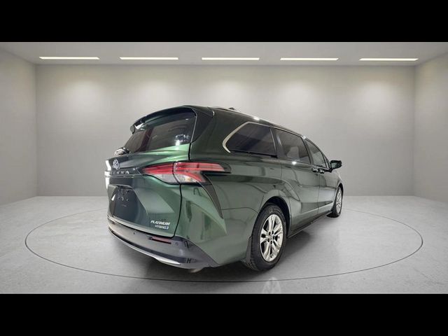 2022 Toyota Sienna Platinum