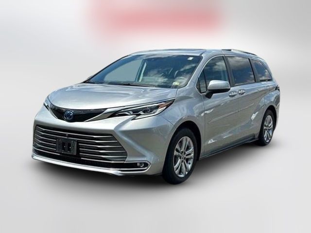 2022 Toyota Sienna Platinum