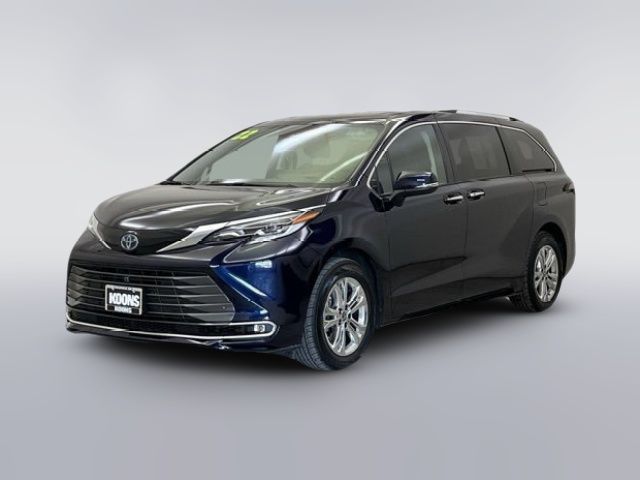 2022 Toyota Sienna Platinum