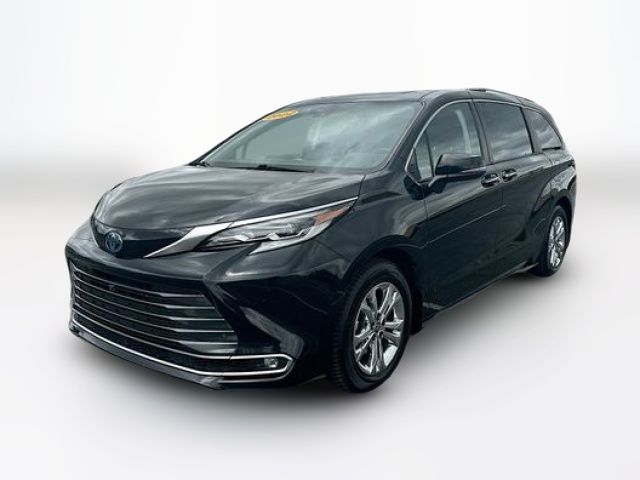 2022 Toyota Sienna Platinum