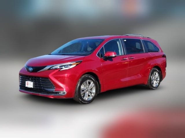 2022 Toyota Sienna Platinum