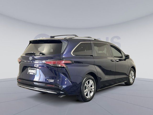 2022 Toyota Sienna Platinum