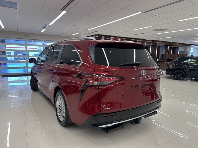 2022 Toyota Sienna Platinum