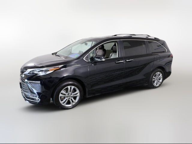 2022 Toyota Sienna Platinum