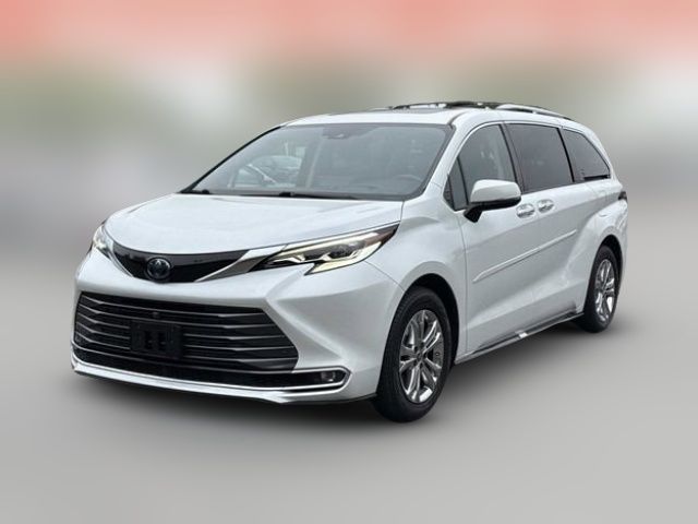 2022 Toyota Sienna Platinum