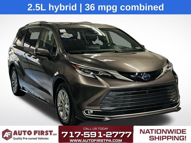 2022 Toyota Sienna Platinum