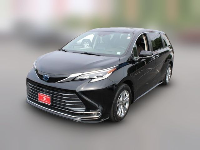 2022 Toyota Sienna Platinum
