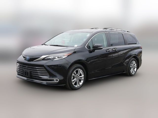 2022 Toyota Sienna Platinum