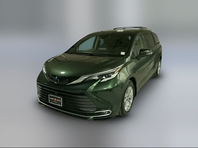 2022 Toyota Sienna Platinum