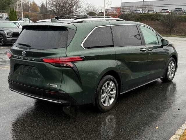 2022 Toyota Sienna Platinum