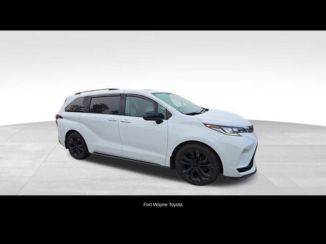 2022 Toyota Sienna 