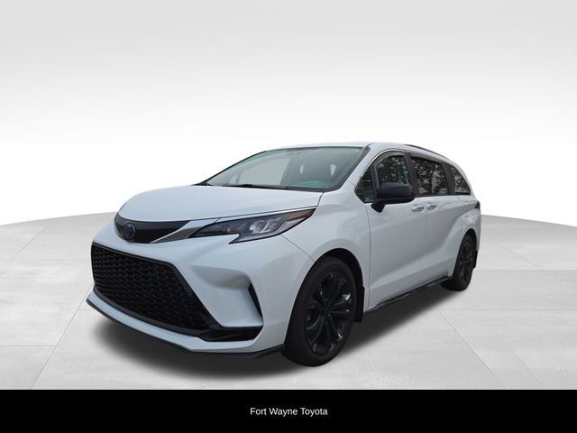 2022 Toyota Sienna 