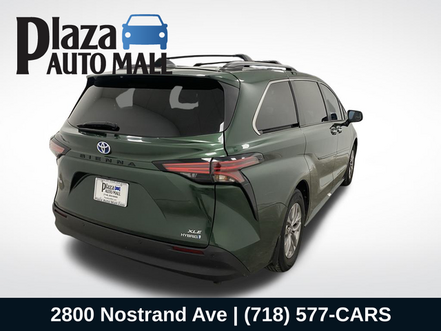 2022 Toyota Sienna XLE