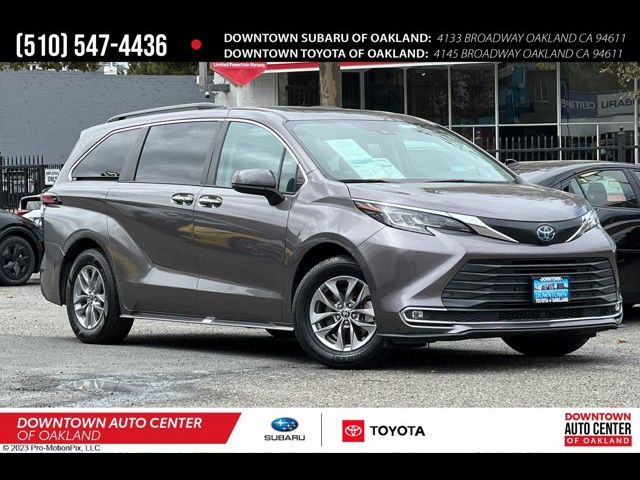 2022 Toyota Sienna XLE