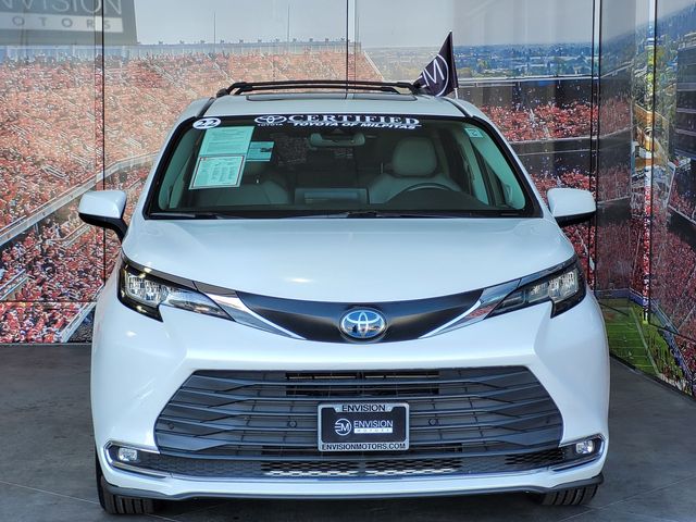 2022 Toyota Sienna XLE