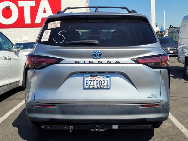 2022 Toyota Sienna XLE