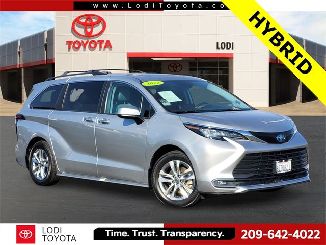 2022 Toyota Sienna XLE