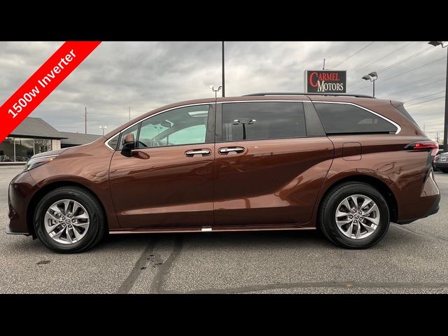 2022 Toyota Sienna XLE