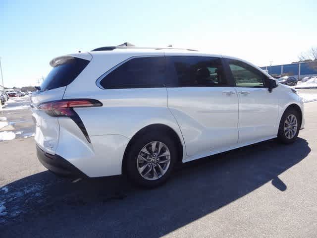 2022 Toyota Sienna XLE