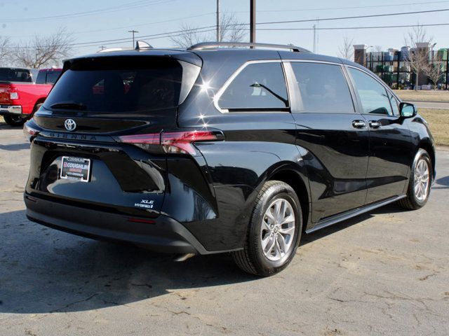 2022 Toyota Sienna XLE