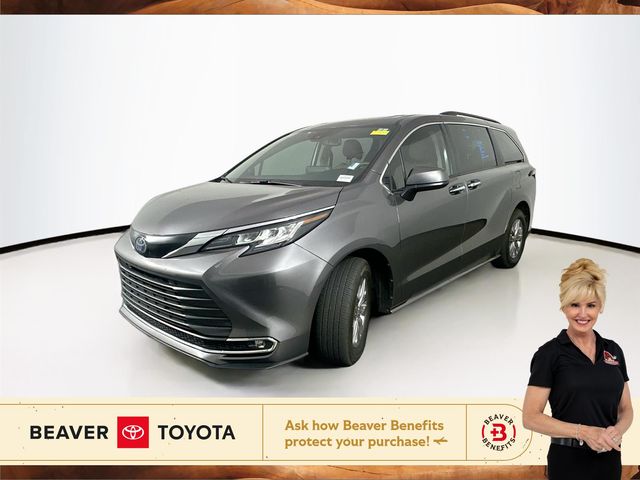 2022 Toyota Sienna XLE