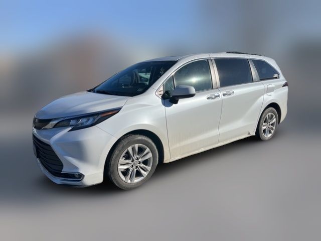 2022 Toyota Sienna XLE