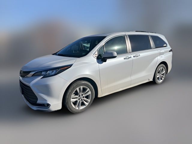 2022 Toyota Sienna XLE