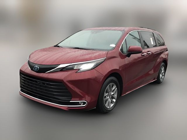 2022 Toyota Sienna XLE