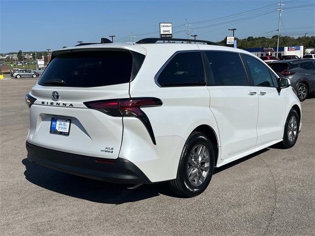 2022 Toyota Sienna XLE