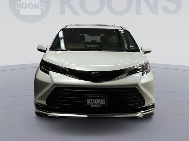 2022 Toyota Sienna XLE