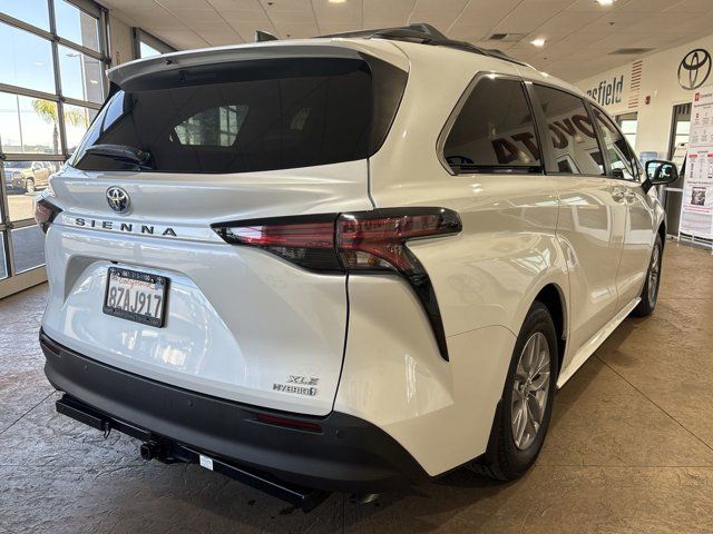 2022 Toyota Sienna XLE