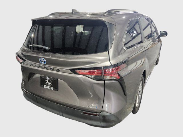 2022 Toyota Sienna XLE