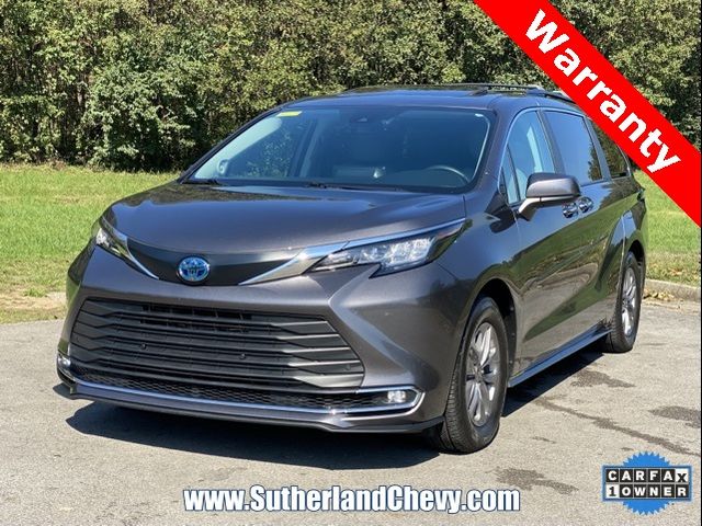 2022 Toyota Sienna XLE