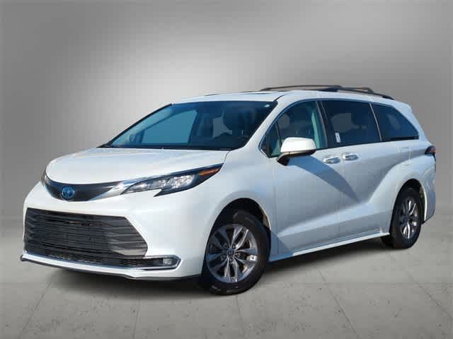 2022 Toyota Sienna XLE