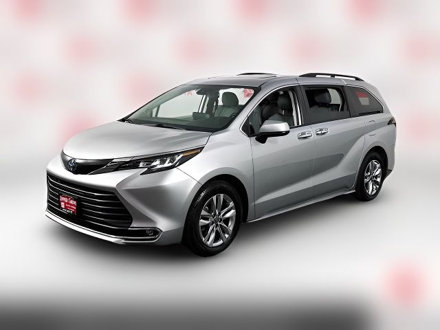 2022 Toyota Sienna XLE