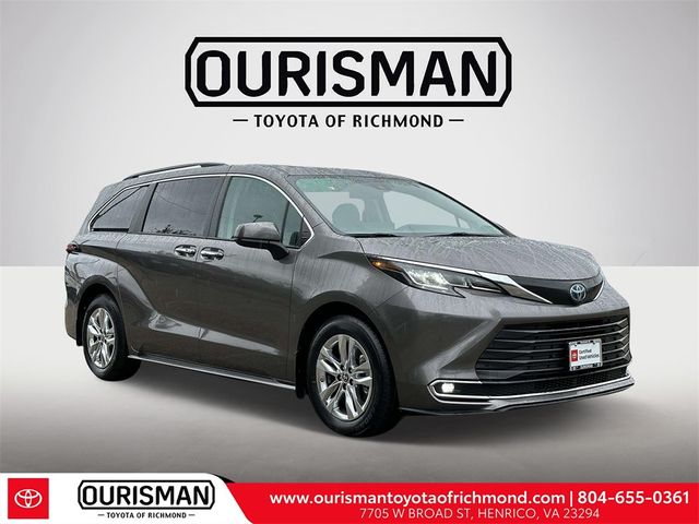 2022 Toyota Sienna XLE