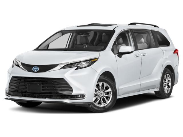 2022 Toyota Sienna XLE