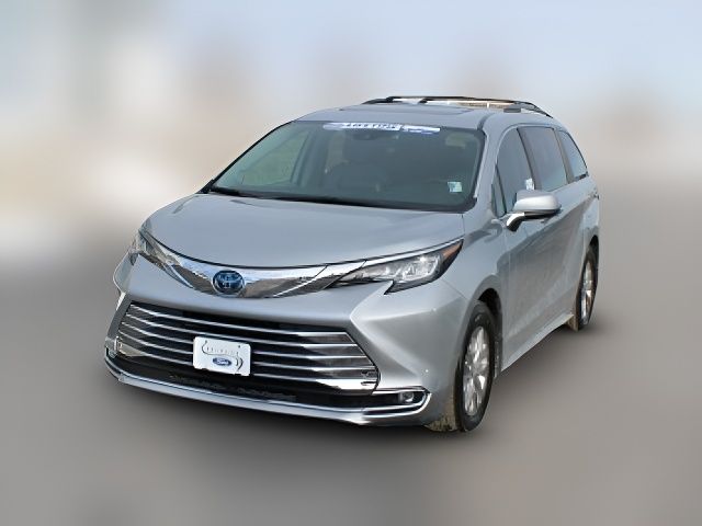 2022 Toyota Sienna XLE