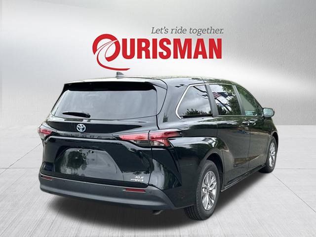 2022 Toyota Sienna XLE