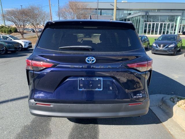 2022 Toyota Sienna XLE