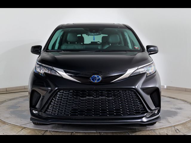 2022 Toyota Sienna XLE