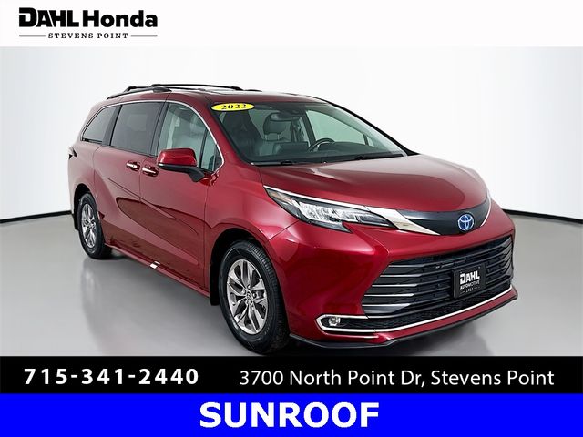 2022 Toyota Sienna XLE